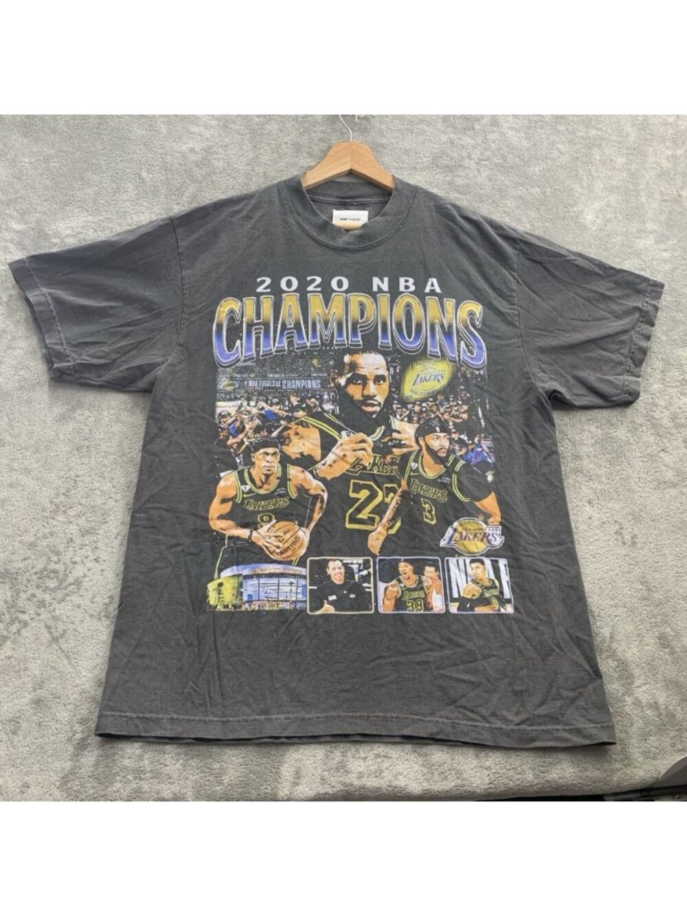 Game Changer Shirt Mens Size Large 2020 NBA Champions Los Angeles Lakers Gray